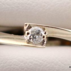 10K White Gold 1 Diamond Band