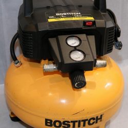 Bostitch BTFP02012 Air Compressor (6GAL. 165PSI) (Guage Glass Cracked)
