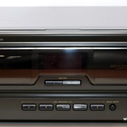 Technics SL-MC59 60+1 CD Player